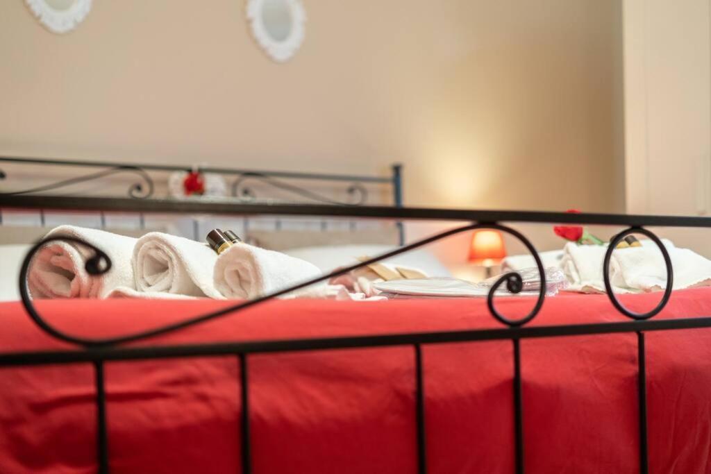 Terrazze Italiane City Center - Red Apartment Верона Экстерьер фото